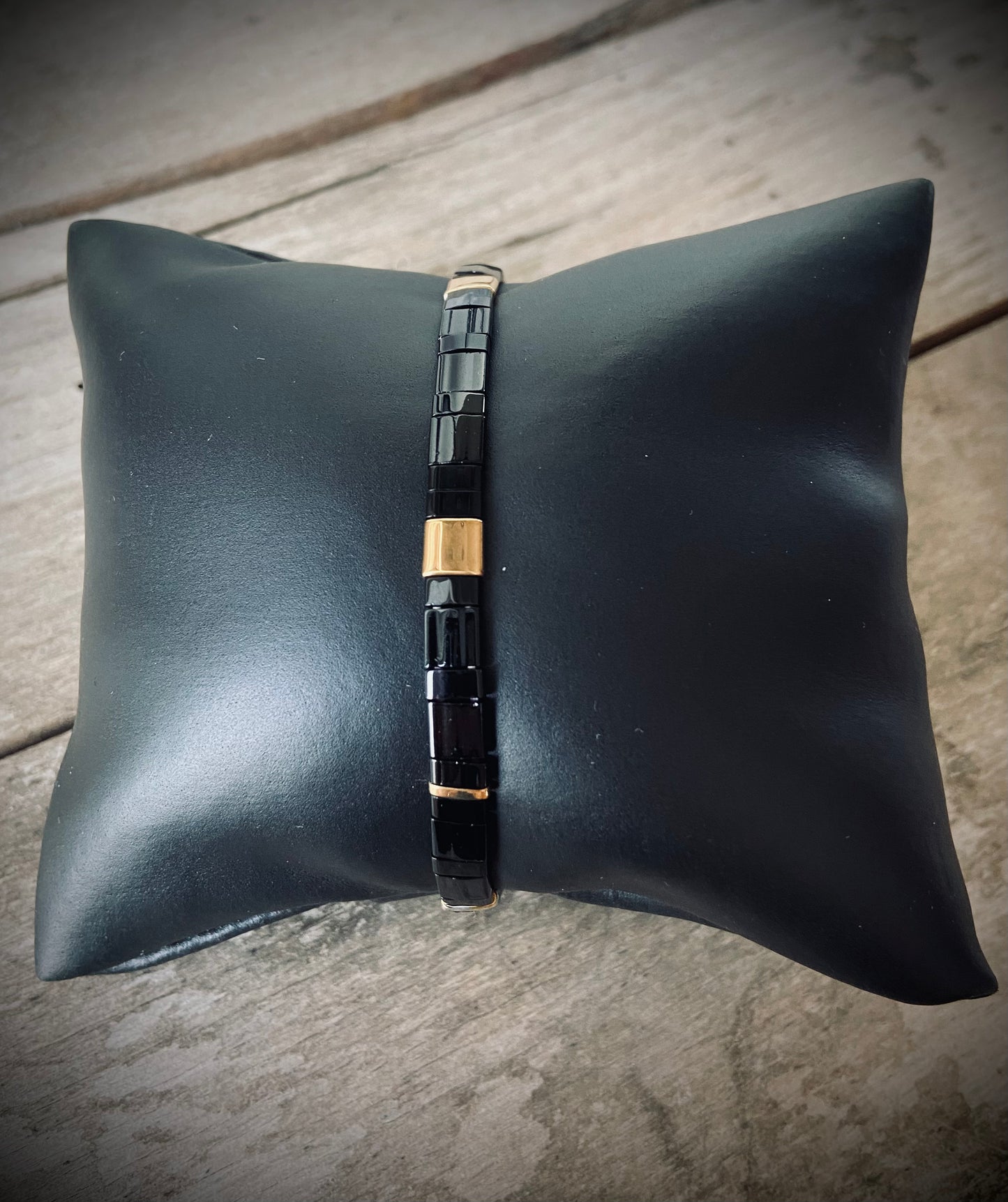 Tila Black