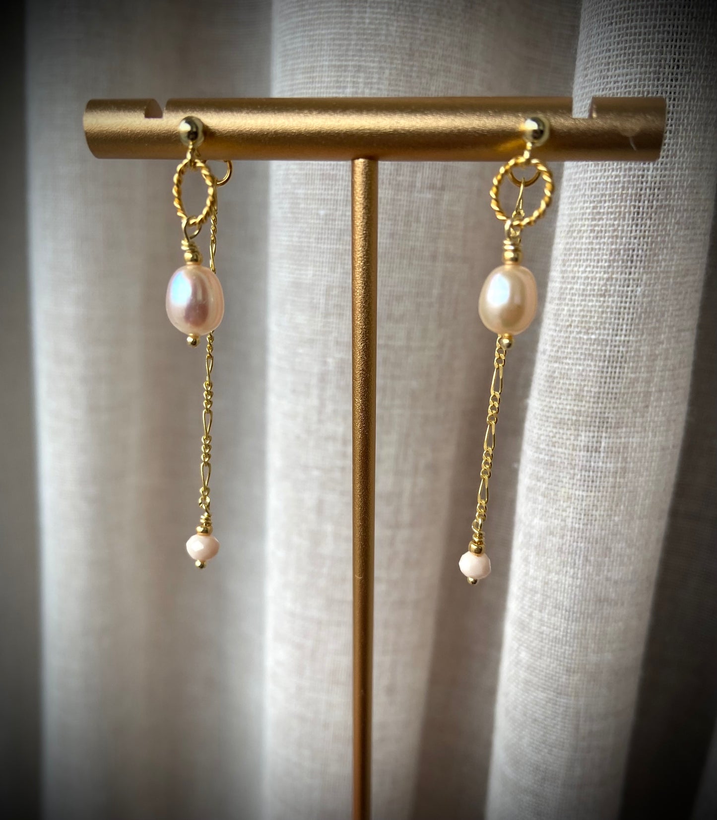 Peachy behind ear singlepiece