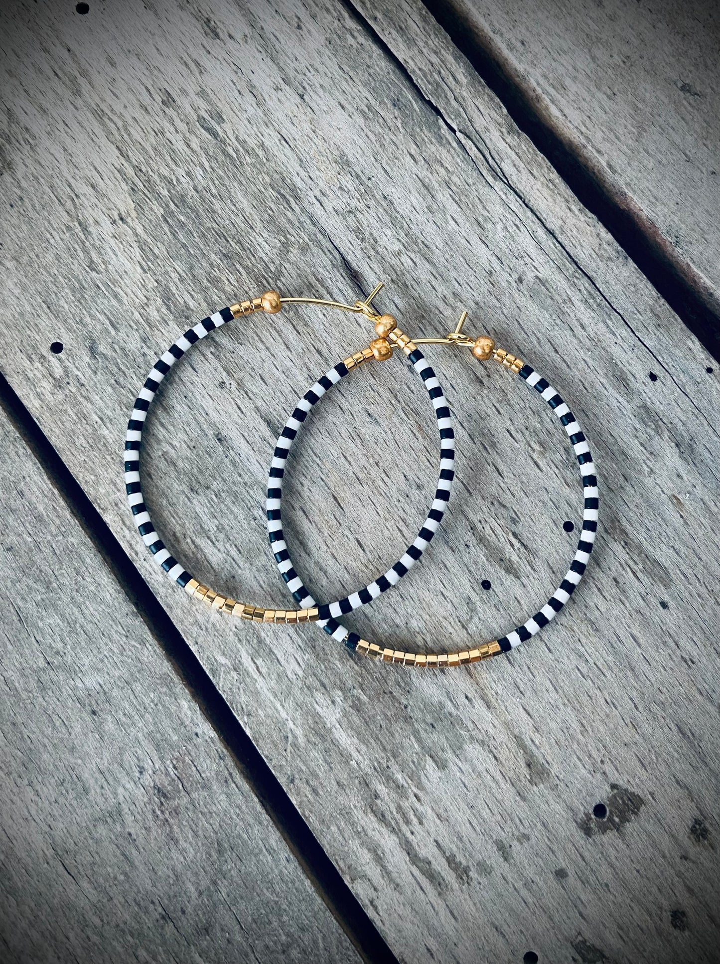 Punkfetti monokrom exclusive hoops