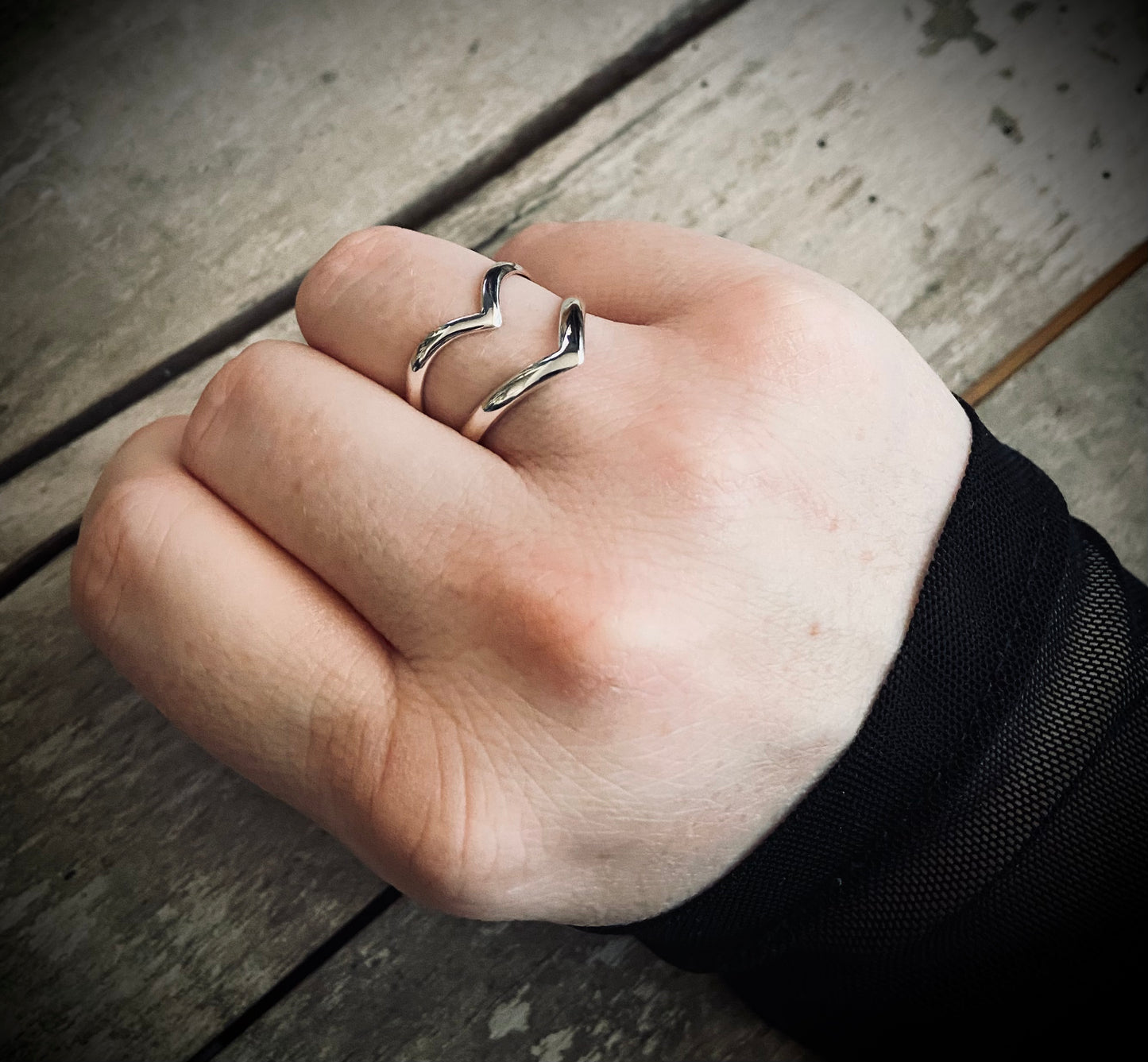 Dobbelt Chevron sterling sølv ring (justerbar)