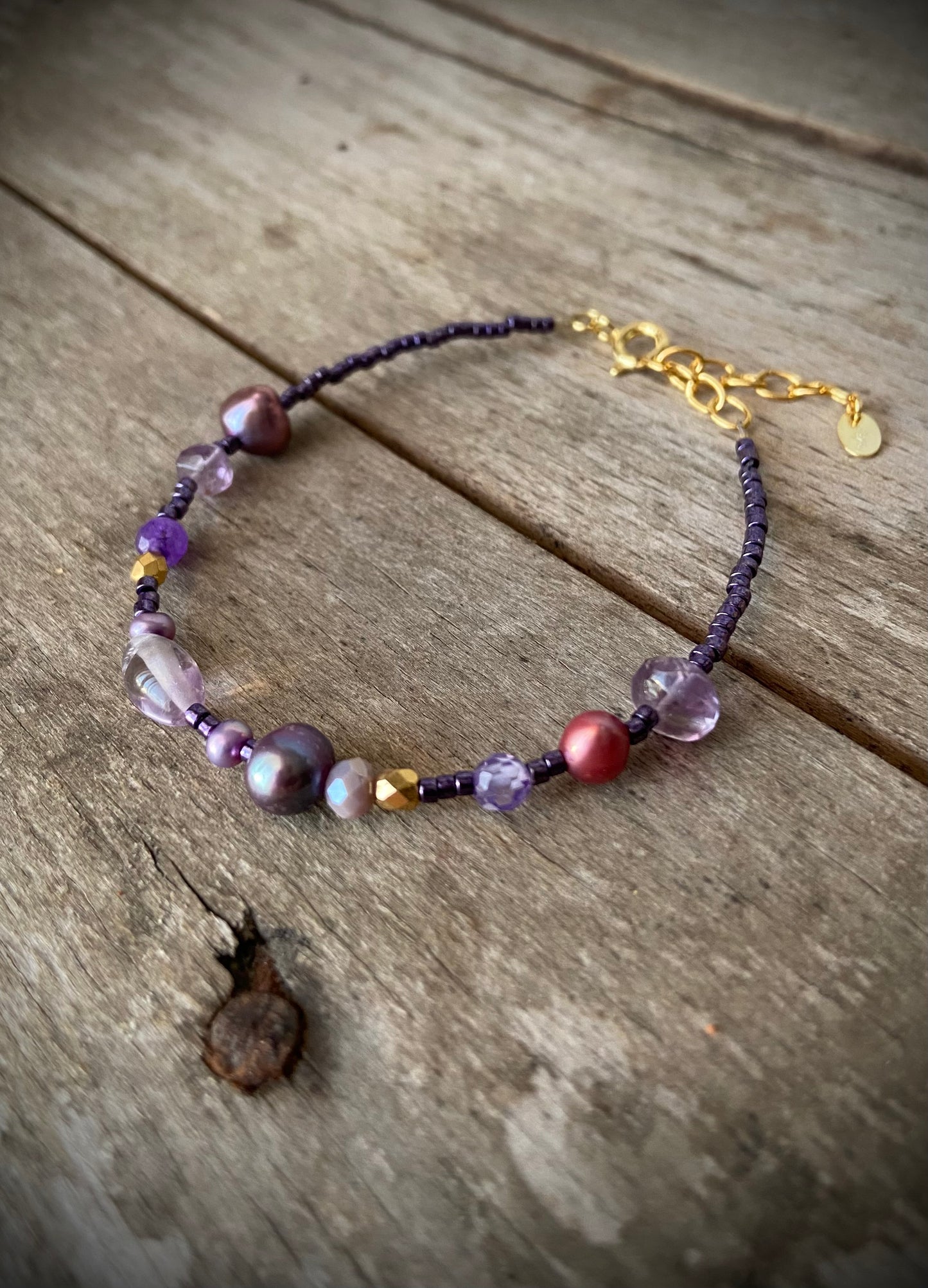 Lilla mix forgyldt armbånd