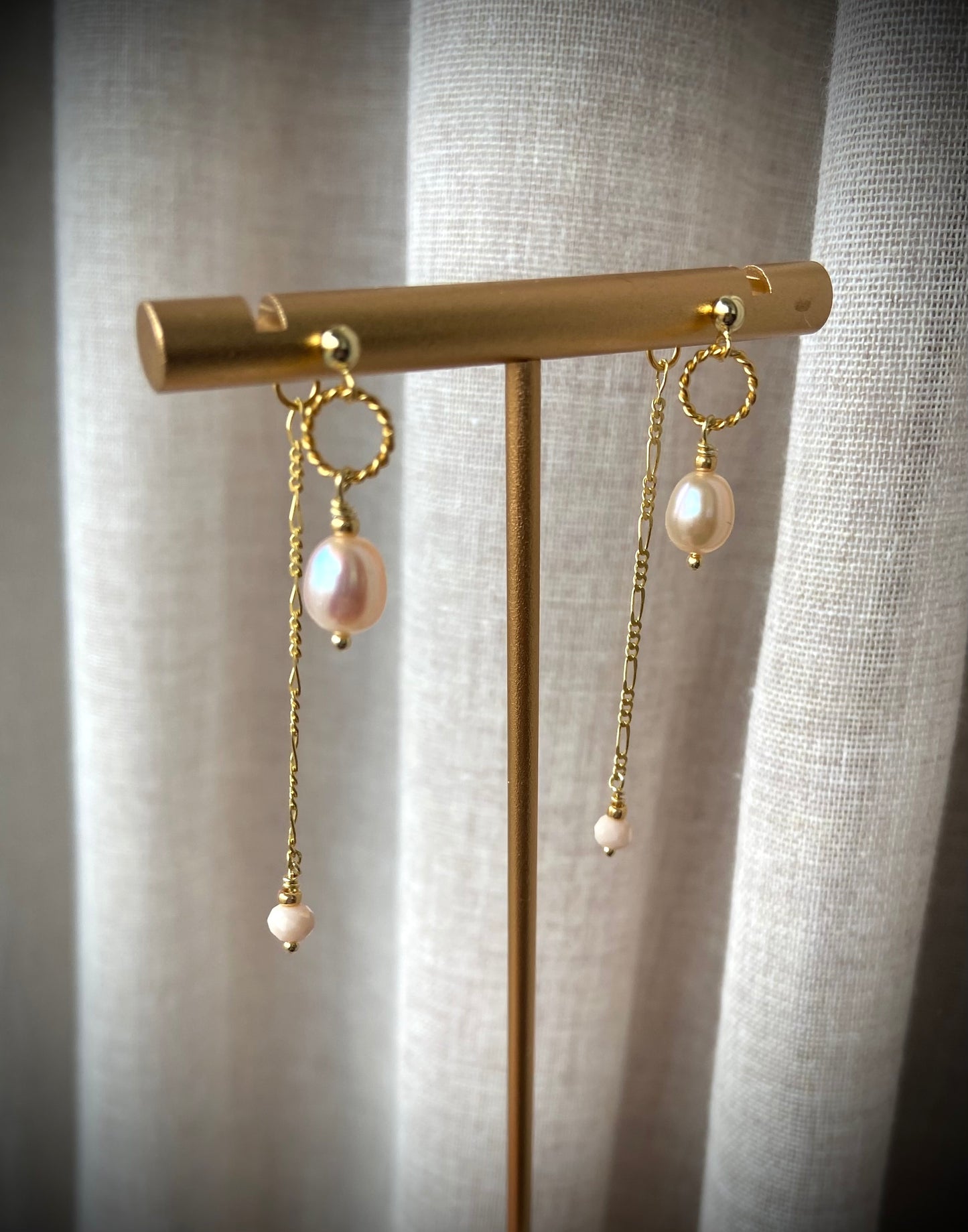 Peachy behind ear singlepiece