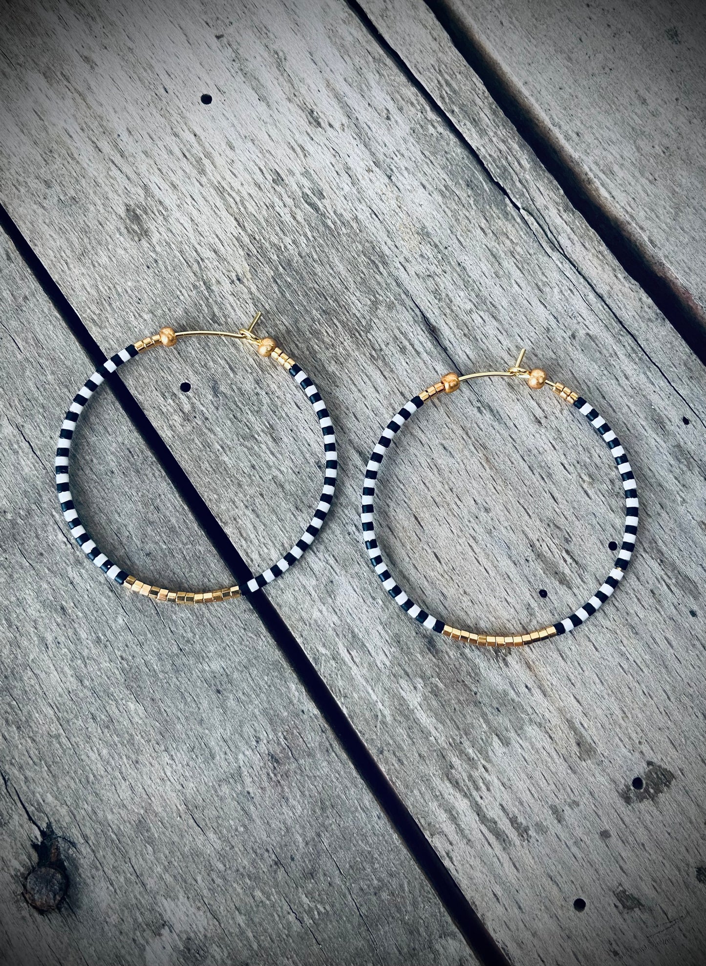 Punkfetti monokrom exclusive hoops