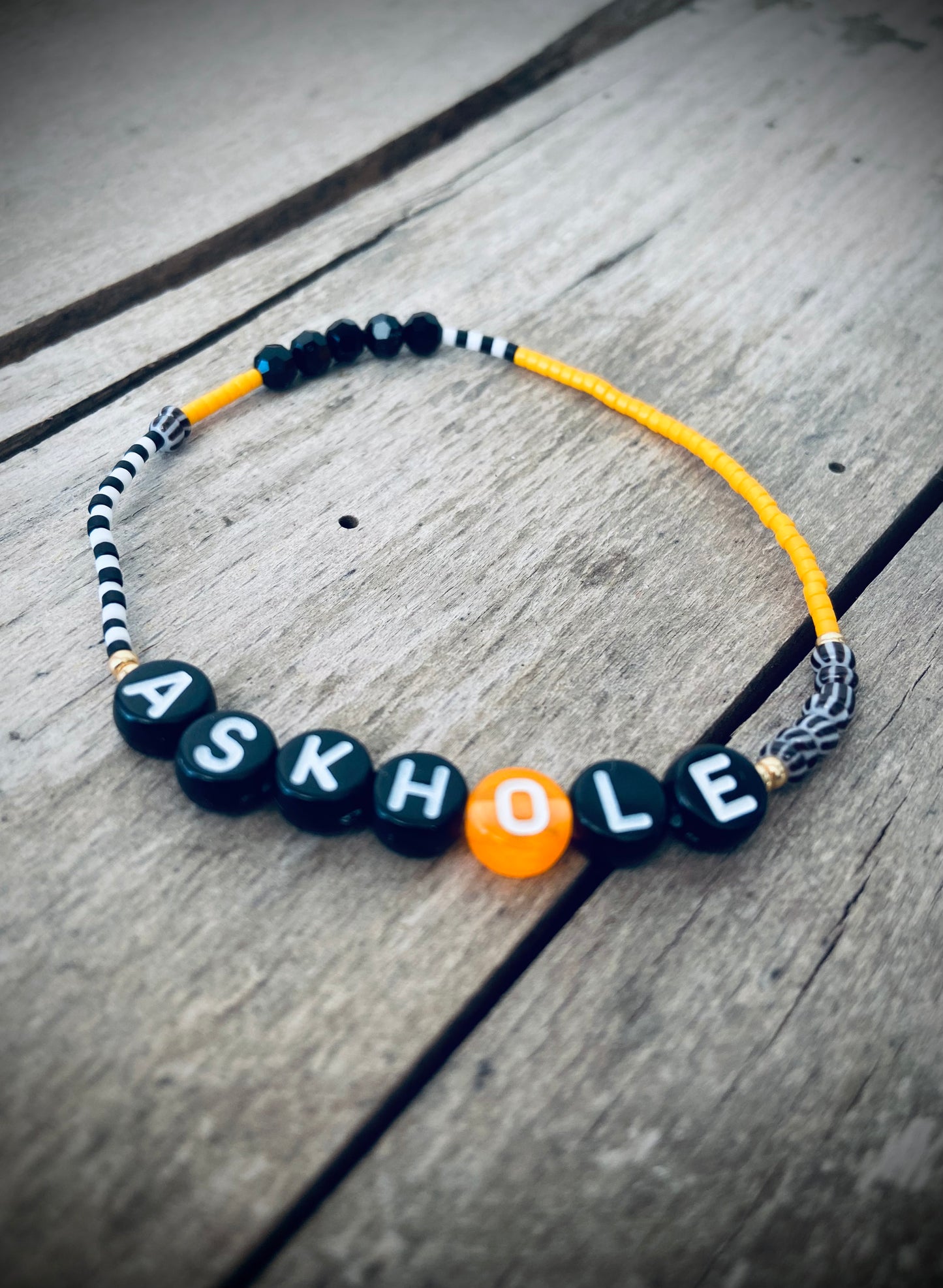 Askhole statement armbånd