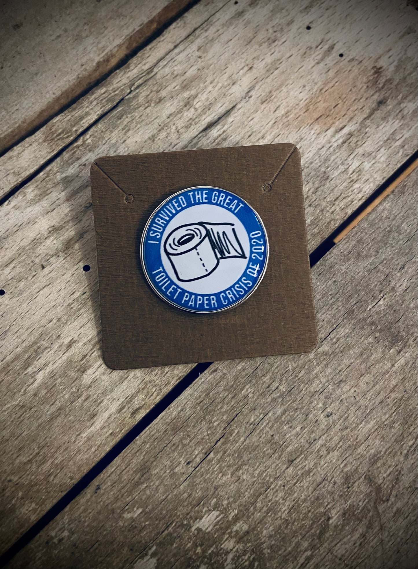 Survior af toiletpapirkrisen 2020 pin