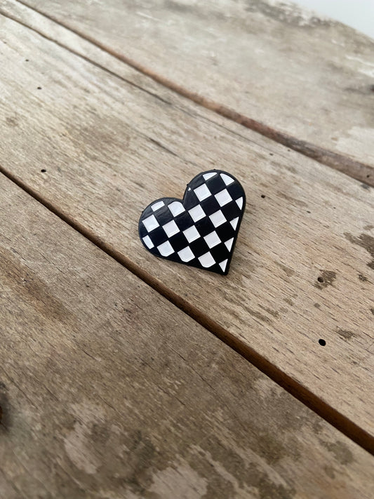 Monochrome heart