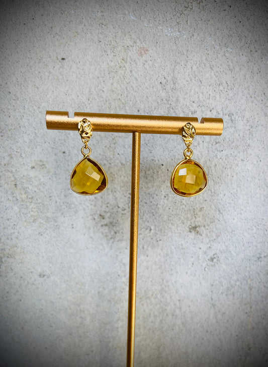 Tidløs gylden singlepiece